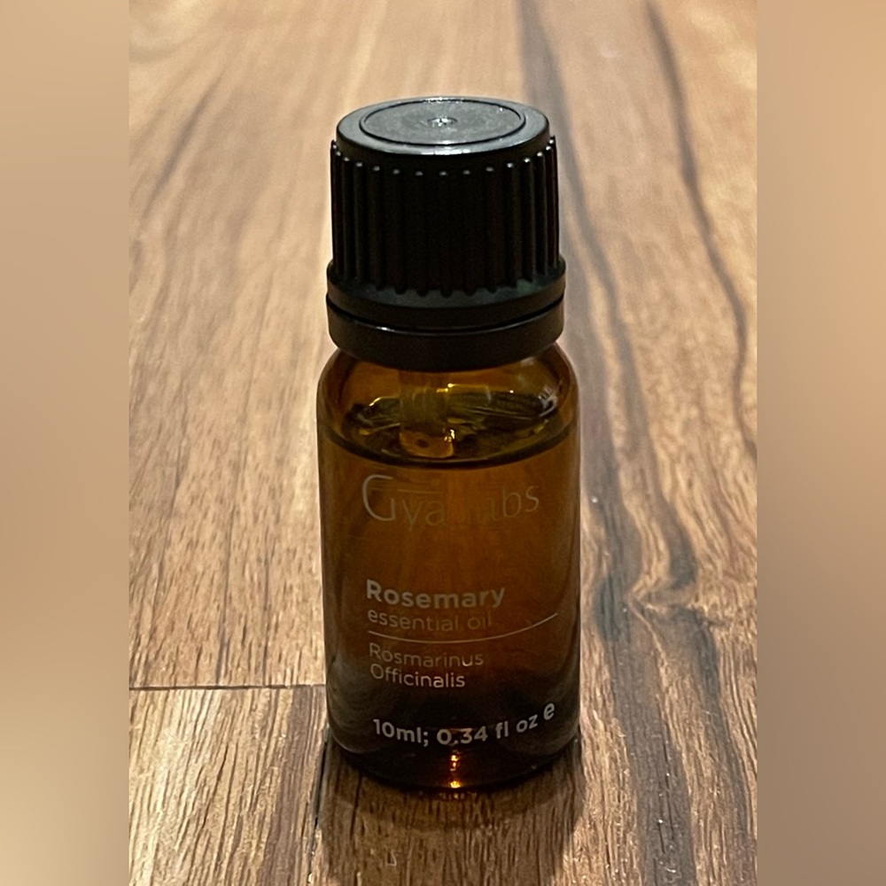 New Gya Labs Rosemary Essential Oil – 10 ml